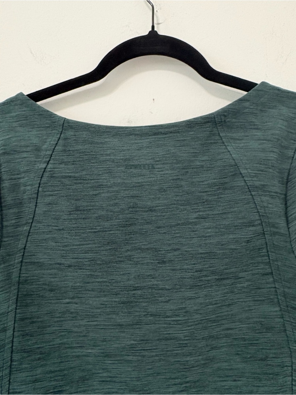 Athleta Softluxe Top Sz S Heathered Green NWT - Picture 8 of 13